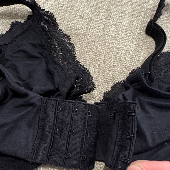 Wacoal Black Softly Styled 855301 36 DD - Picture 9 of 9